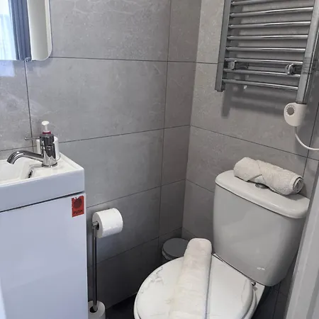 Cosy Space Near Airport And Apartamento *